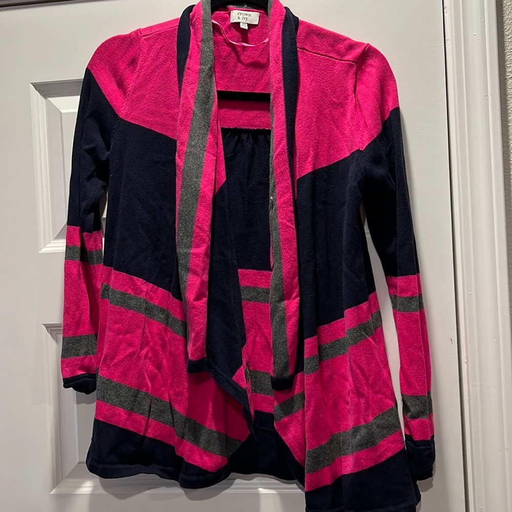 Crown & Ivy sweater